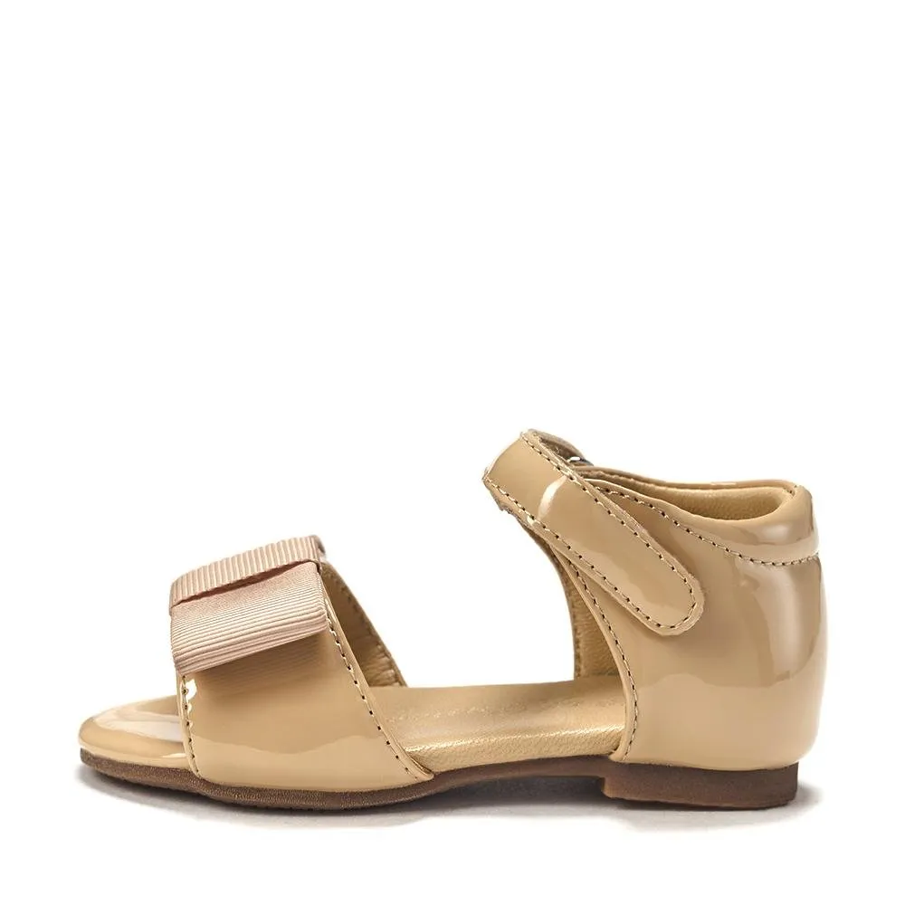 Mary Beige